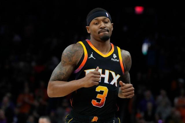 半岛体育网址-比尔：伤病对球队影响很大 我们的合作不止一年