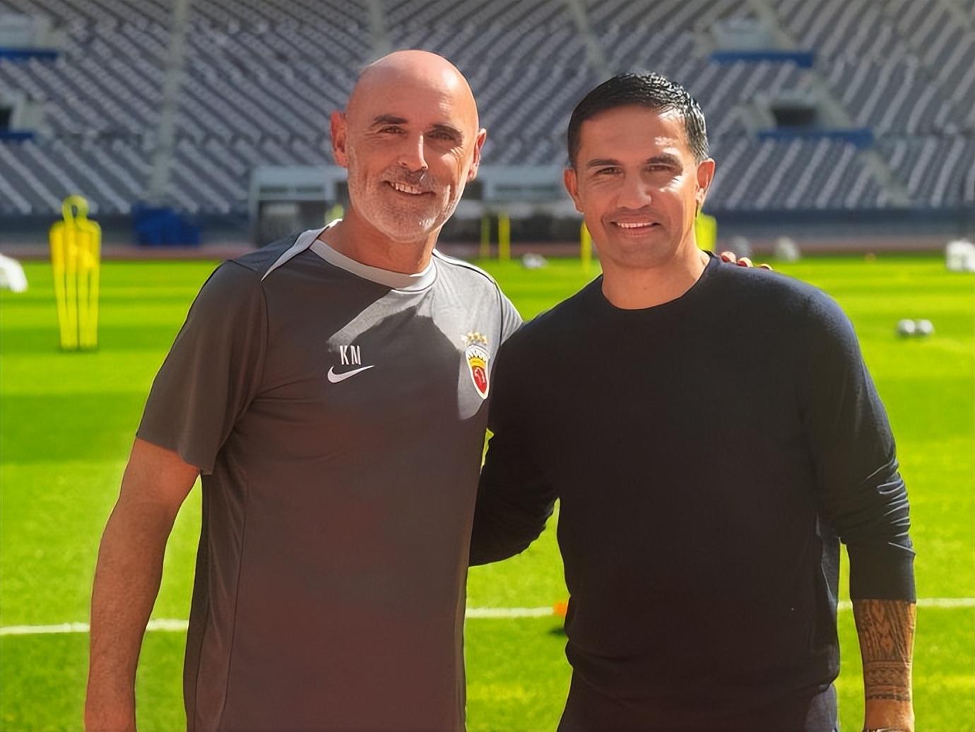 半岛体育在线-0比6惨败！这就是中超冠军的实力？上港友谊赛被俄超劲旅暴揍一顿